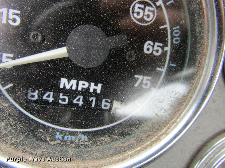 image for item DE6717 1995 Ford LTLA9000 AeroMax 120 semi truck