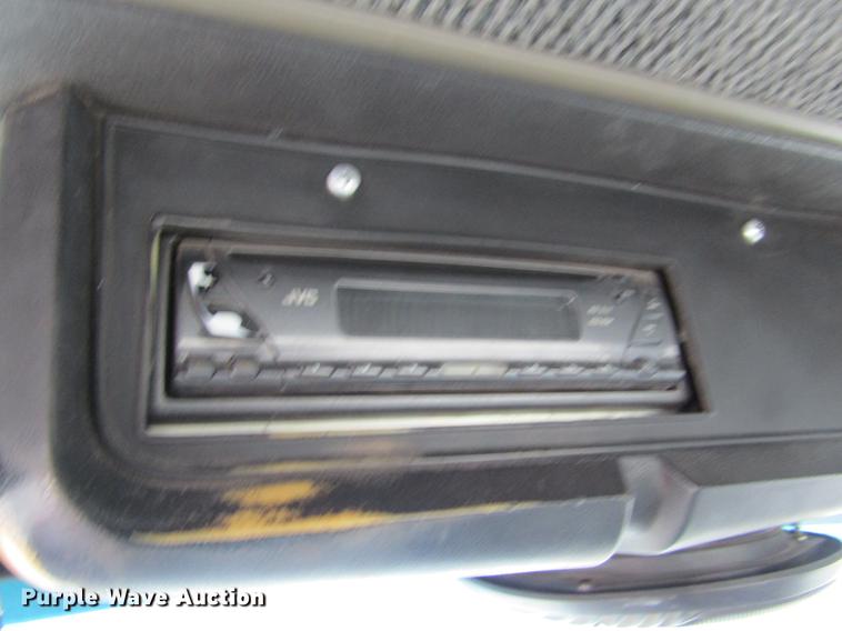 image for item DE6717 1995 Ford LTLA9000 AeroMax 120 semi truck