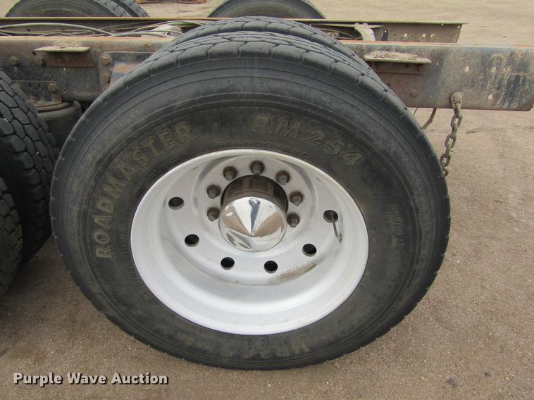 image for item DE6717 1995 Ford LTLA9000 AeroMax 120 semi truck