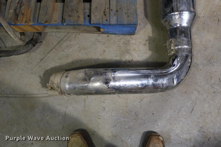 image for item EW9131 Truck parts