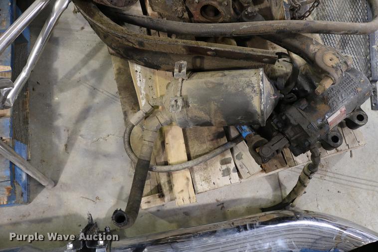 image for item EW9131 Truck parts