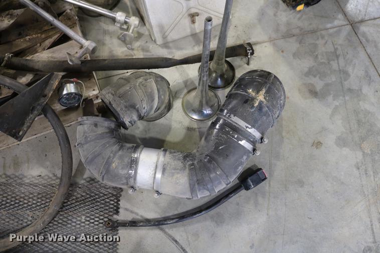 image for item EW9131 Truck parts