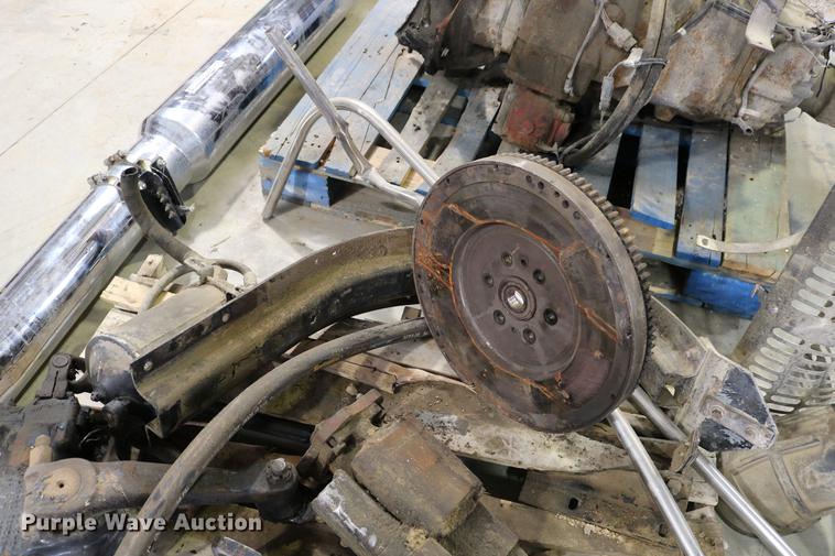 image for item EW9131 Truck parts