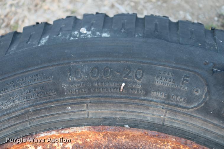 image for item EW9138 Truck tires and wheels