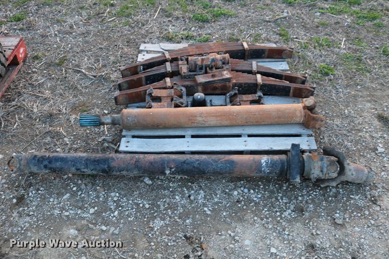 image for item EW9142 Truck parts