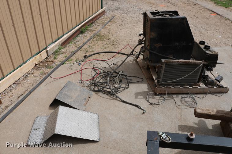 image for item EW9165 Thermo King auxiliary power unit