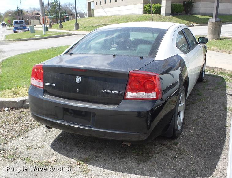 image for item AY9506 2010 Dodge Charger