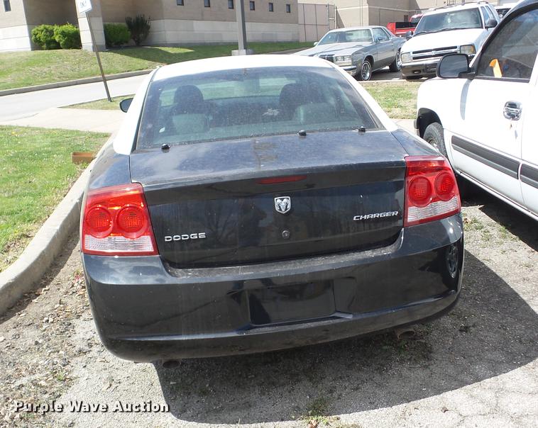 image for item AY9506 2010 Dodge Charger