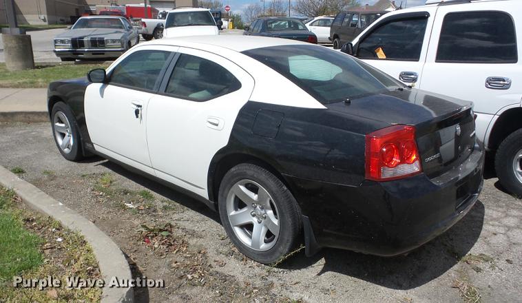 image for item AY9506 2010 Dodge Charger