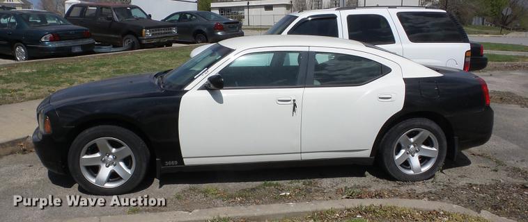 image for item AY9506 2010 Dodge Charger