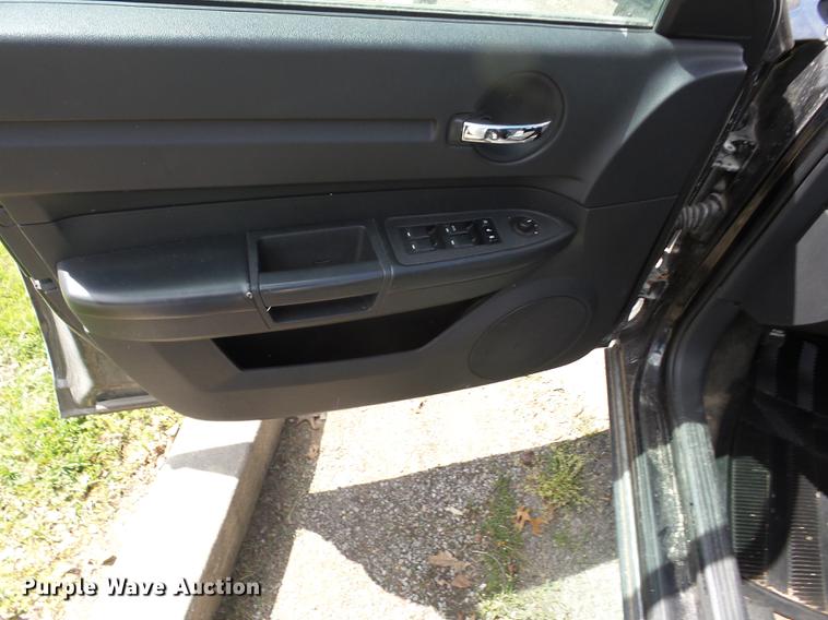 image for item AY9506 2010 Dodge Charger