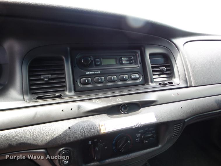 image for item AY9509 2009 Ford Crown Victoria Police Interceptor