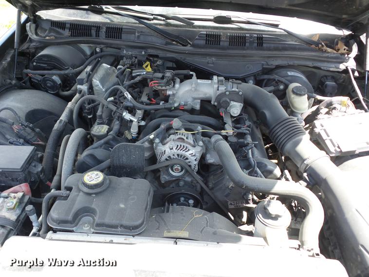 image for item AY9509 2009 Ford Crown Victoria Police Interceptor