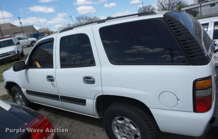 image for item AY9510 2005 Chevrolet Tahoe SUV