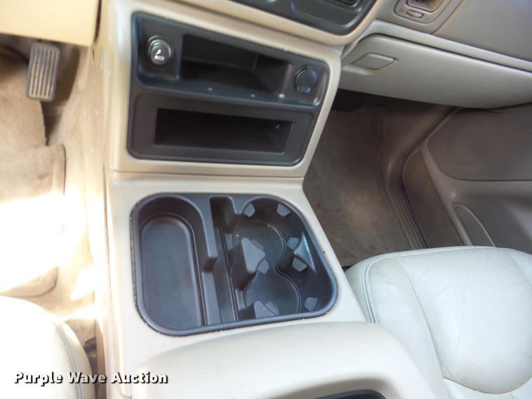 image for item AY9510 2005 Chevrolet Tahoe SUV