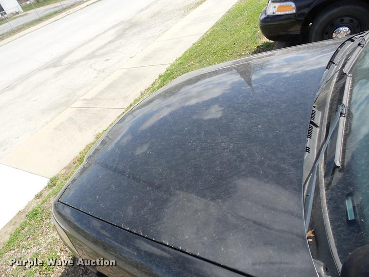 image for item AY9511 2010 Ford Crown Victoria Police Interceptor