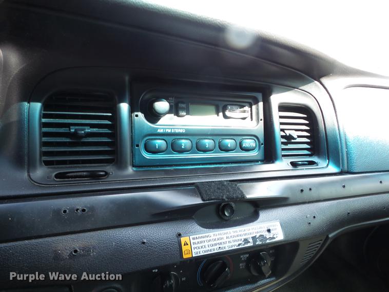 image for item AY9512 2007 Ford Crown Victoria Police Interceptor