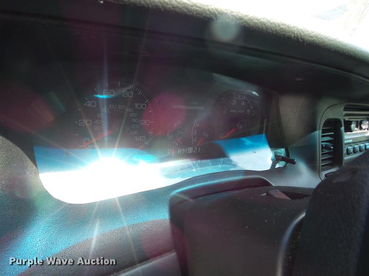 image for item AY9512 2007 Ford Crown Victoria Police Interceptor