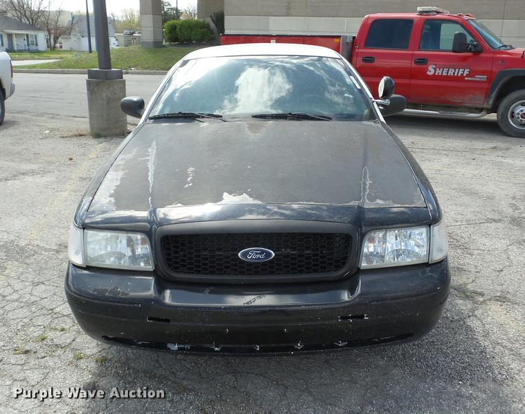 image for item AY9513 2007 Ford Crown Victoria Police Interceptor