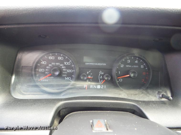 image for item AY9513 2007 Ford Crown Victoria Police Interceptor