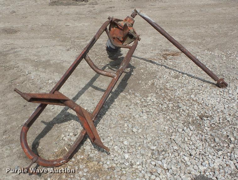 image for item AY9524 Ford 903 post hole auger