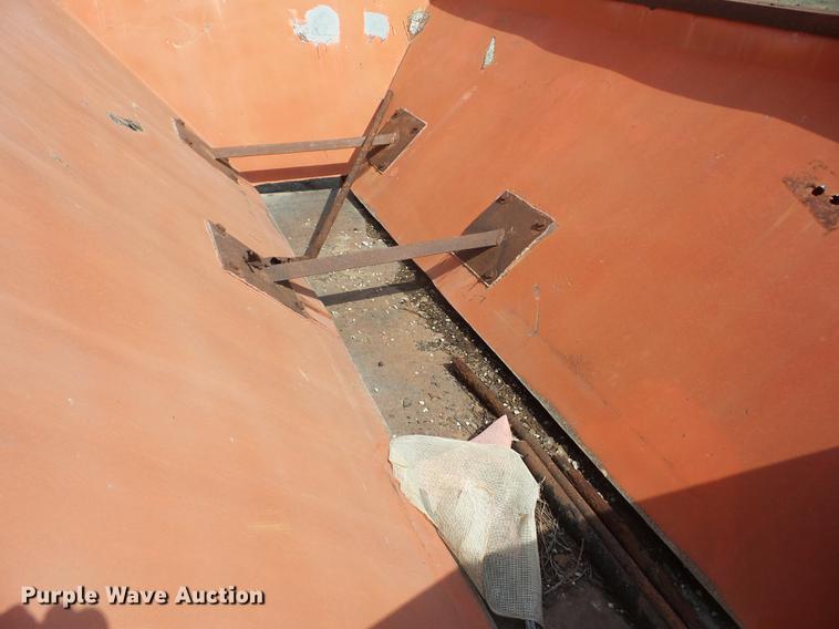 image for item AY9527 (2) spreaders