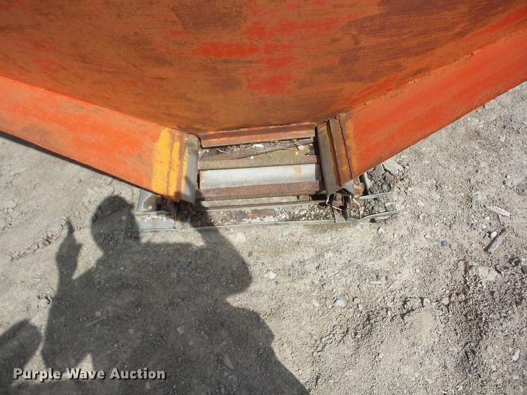 image for item AY9527 (2) spreaders