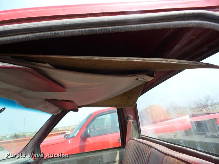 image for item AY9529 1991 Chevrolet 2500 pickup truck