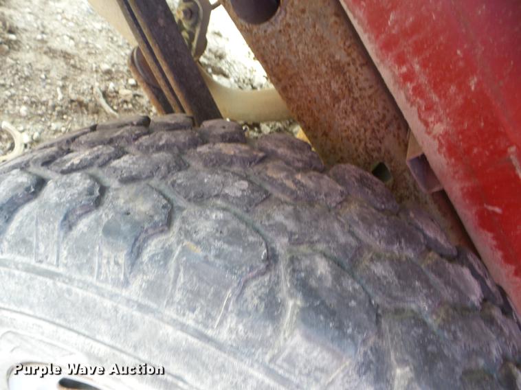 image for item AY9530 2003 Chevrolet Silverado 1500 pickup truck