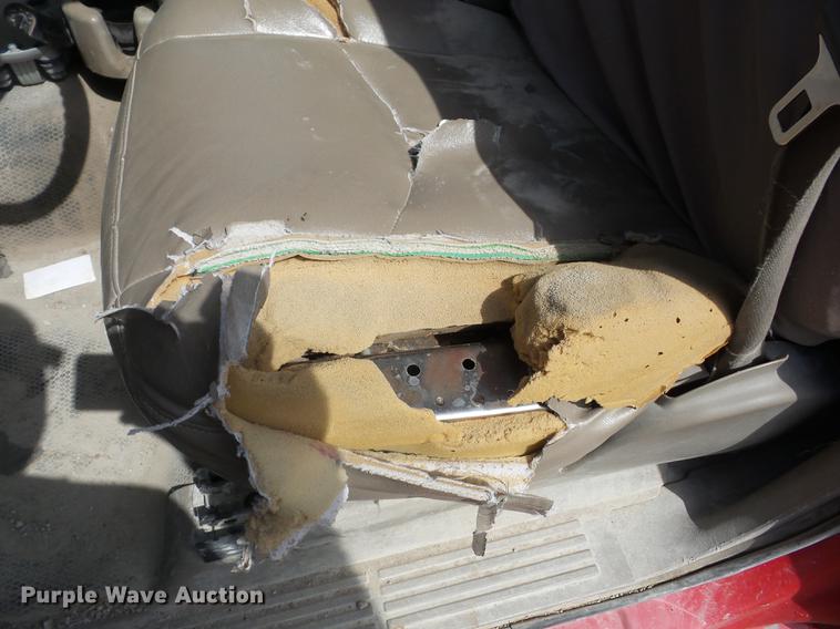 image for item AY9530 2003 Chevrolet Silverado 1500 pickup truck