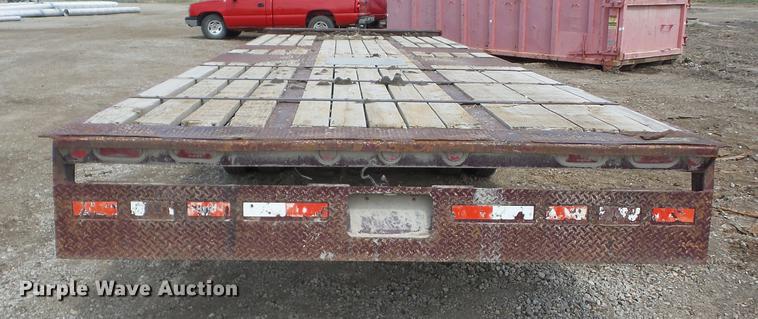 image for item AY9531 2001 Trail King TKT-20 tilt deck equipment trailer