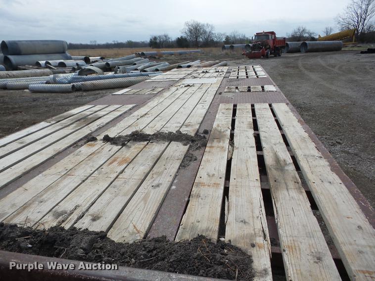 image for item AY9531 2001 Trail King TKT-20 tilt deck equipment trailer