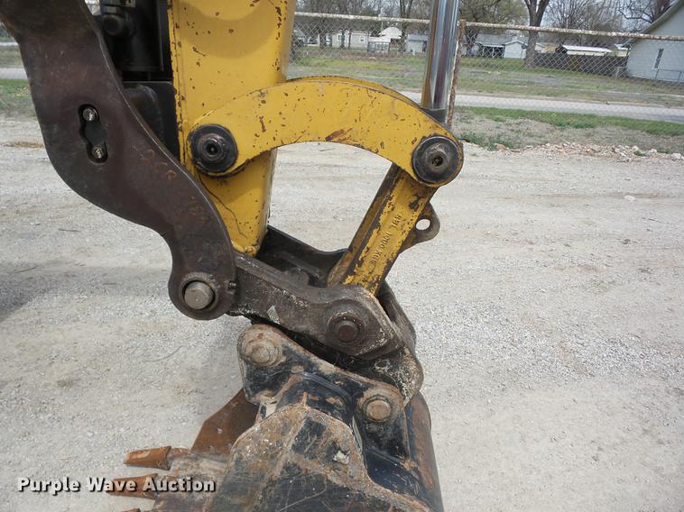 image for item AY9536 2011 Caterpillar 305D CR mini excavator