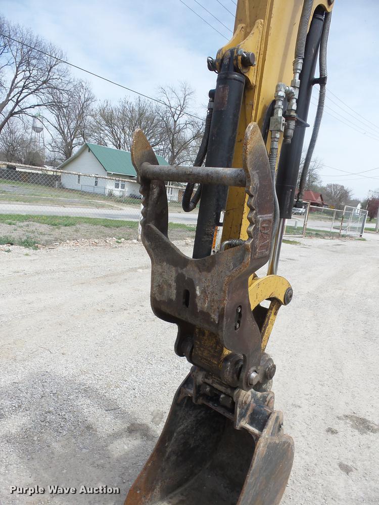 image for item AY9536 2011 Caterpillar 305D CR mini excavator