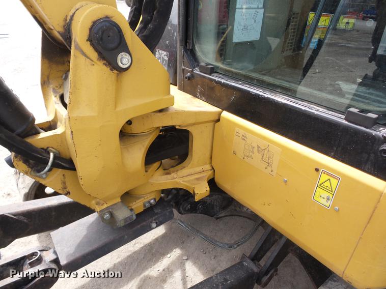 image for item AY9536 2011 Caterpillar 305D CR mini excavator