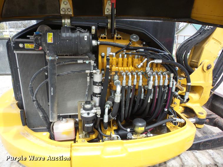 image for item AY9536 2011 Caterpillar 305D CR mini excavator