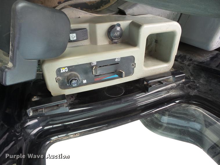 image for item AY9536 2011 Caterpillar 305D CR mini excavator