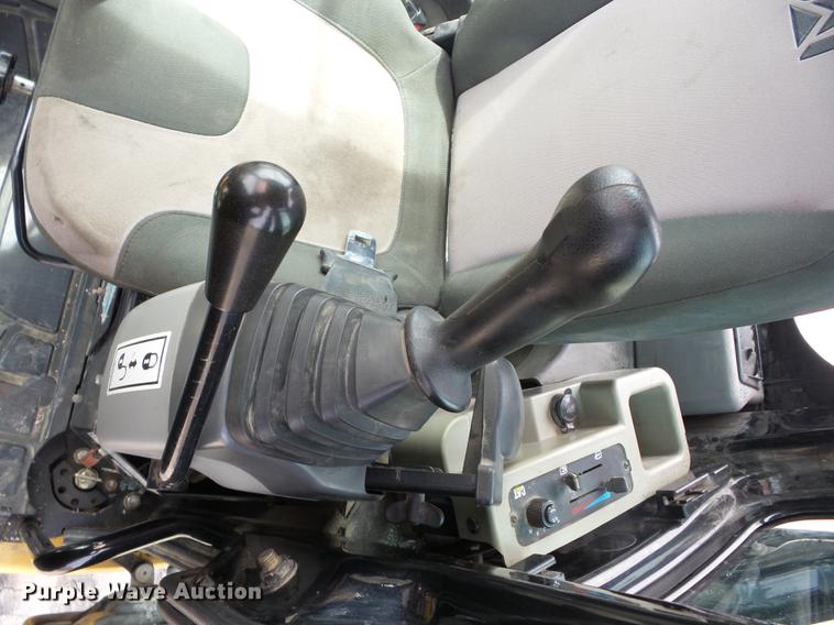 image for item AY9536 2011 Caterpillar 305D CR mini excavator