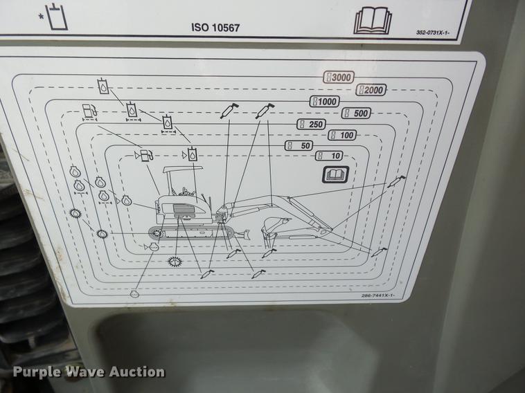 image for item AY9536 2011 Caterpillar 305D CR mini excavator
