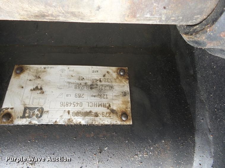 image for item AY9537 Caterpillar 50"W excavator bucket