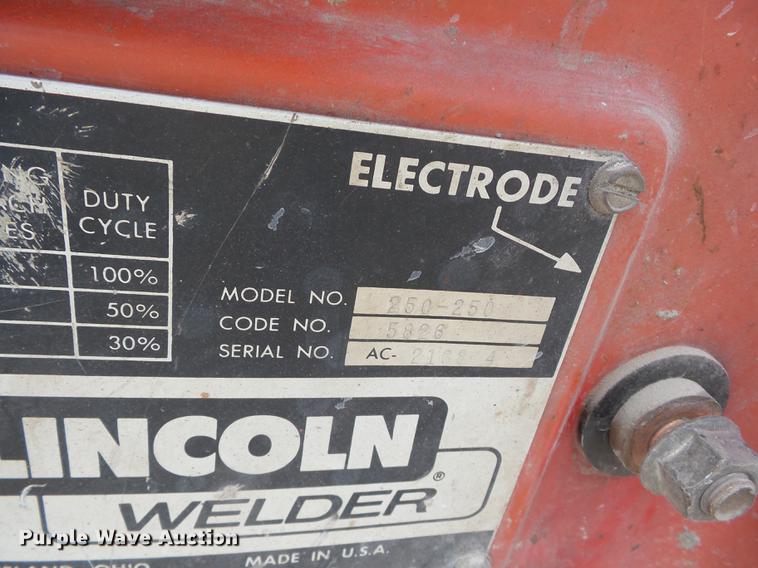 image for item AY9540 Lincoln Idealarc 250 welder