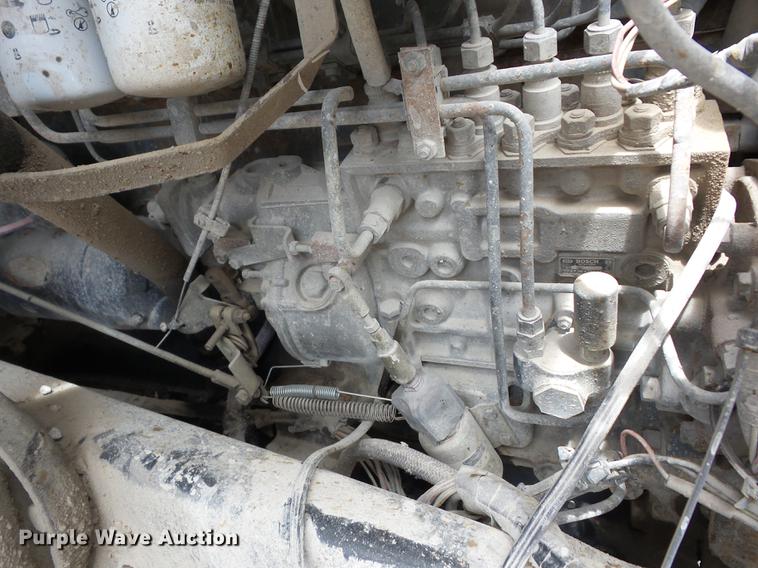 image for item AY9542 1989 Ford L8000 dump truck