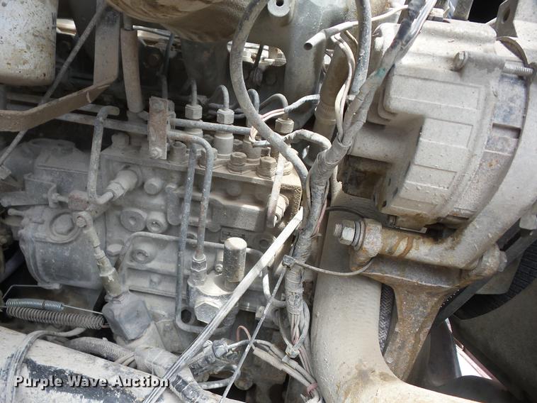 image for item AY9542 1989 Ford L8000 dump truck