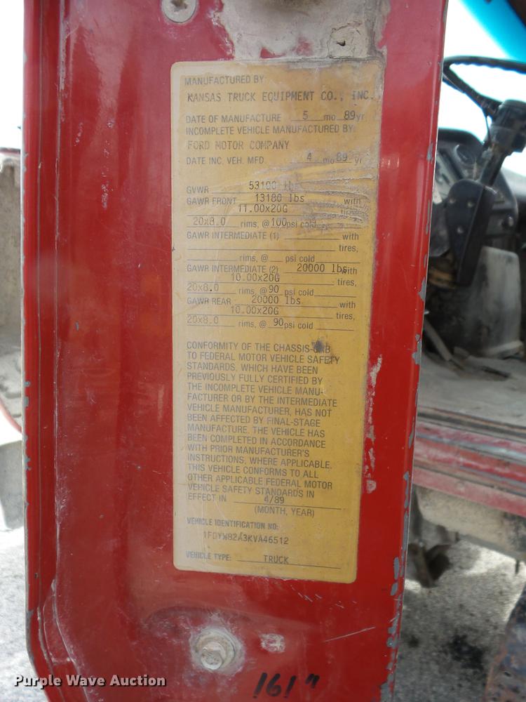 image for item AY9542 1989 Ford L8000 dump truck