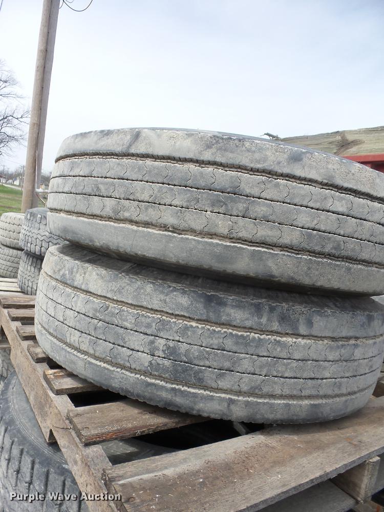 image for item AY9543 (20) tires