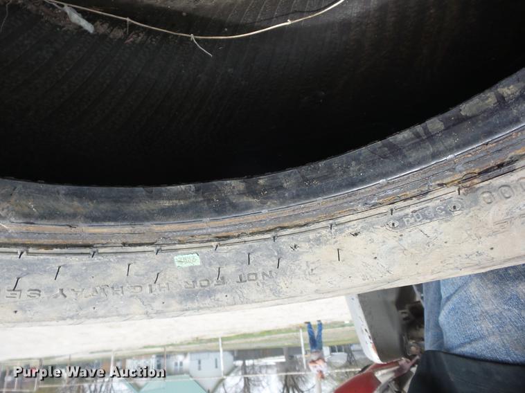 image for item AY9544 (2) Firestone 14-17.5 NHS tires