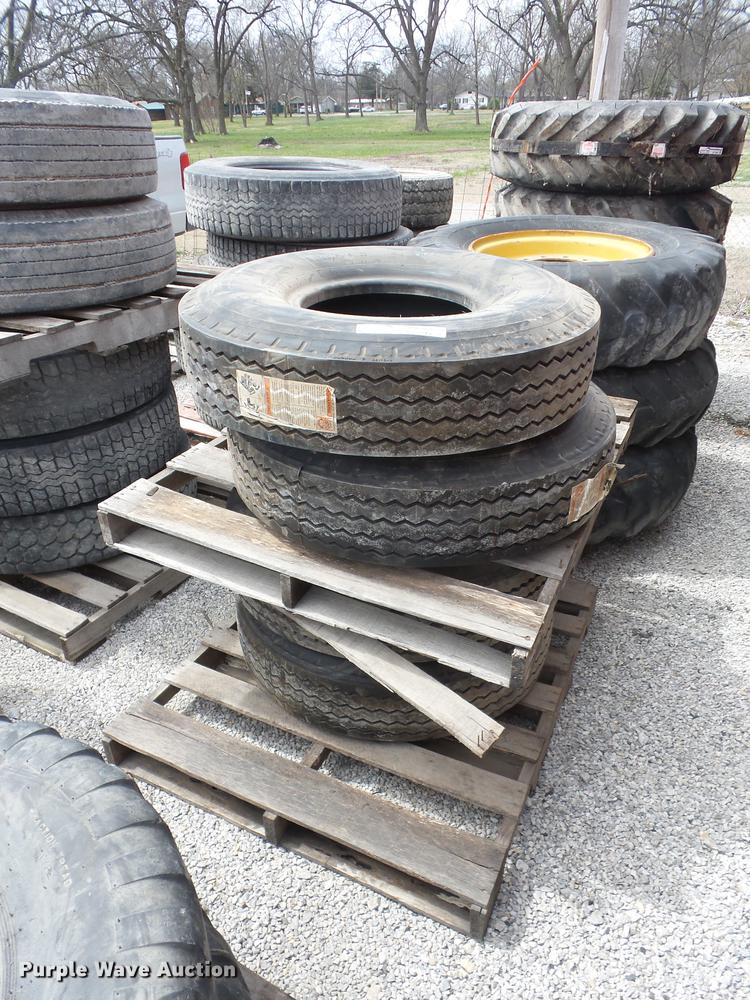 image for item AY9545 (4) Michelin 10.00R15 tires