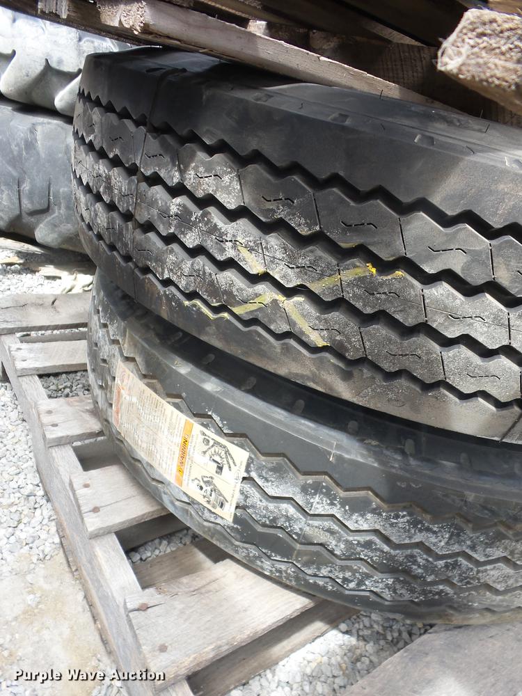 image for item AY9545 (4) Michelin 10.00R15 tires