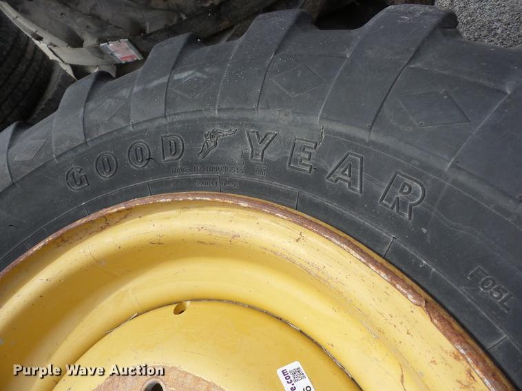 image for item AY9546 (3) Goodyear SGG-2A 13.00-24TG tires and wheels