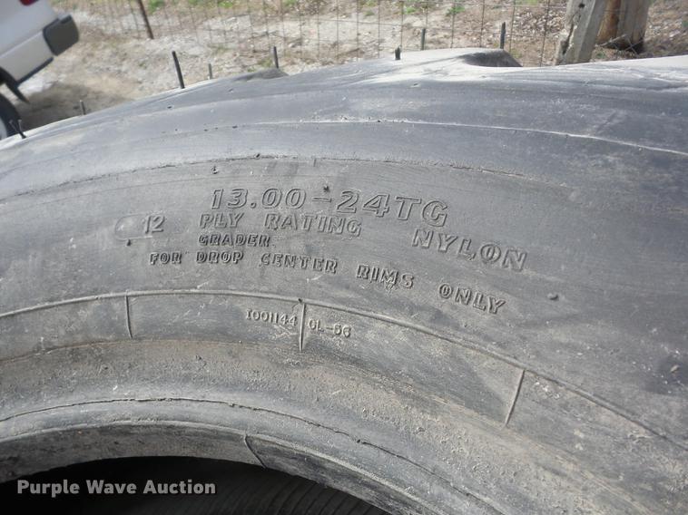 image for item AY9547 (4) Goodyear SGG-2A 13.00-24TG tires